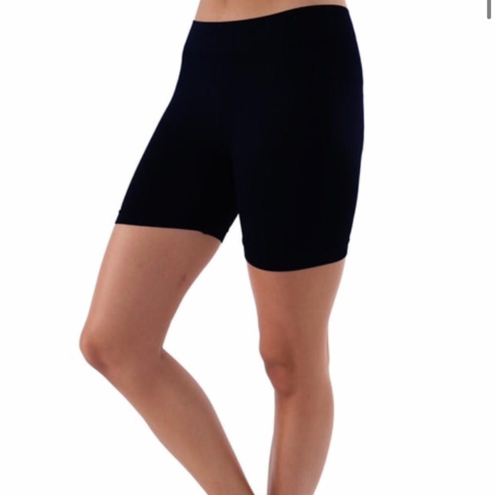 Mini Short